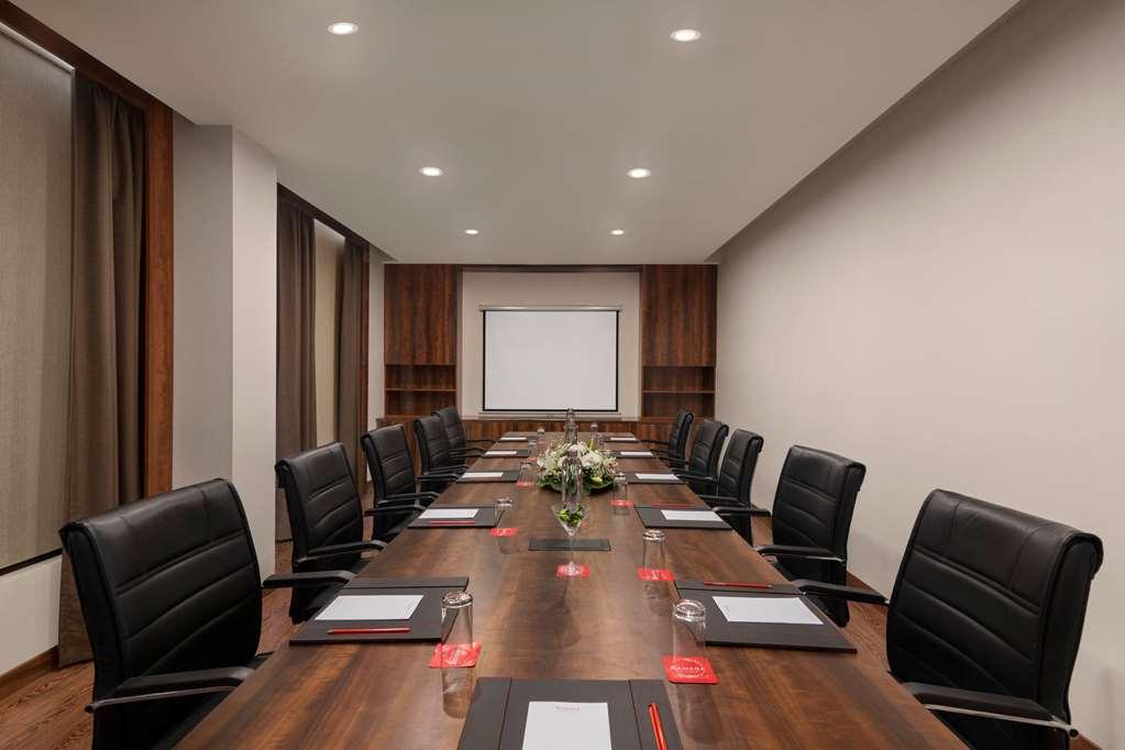 Ramada By Wyndham New Delhi Pitampura Hotel Tiện nghi bức ảnh